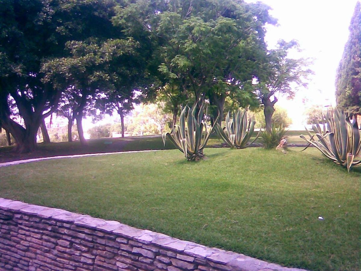 Sol Y Relax, Aguila Apartment เบนัลมาเดนา ภายนอก รูปภาพ