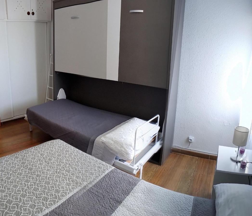 Sol Y Relax, Aguila Apartment เบนัลมาเดนา ภายนอก รูปภาพ