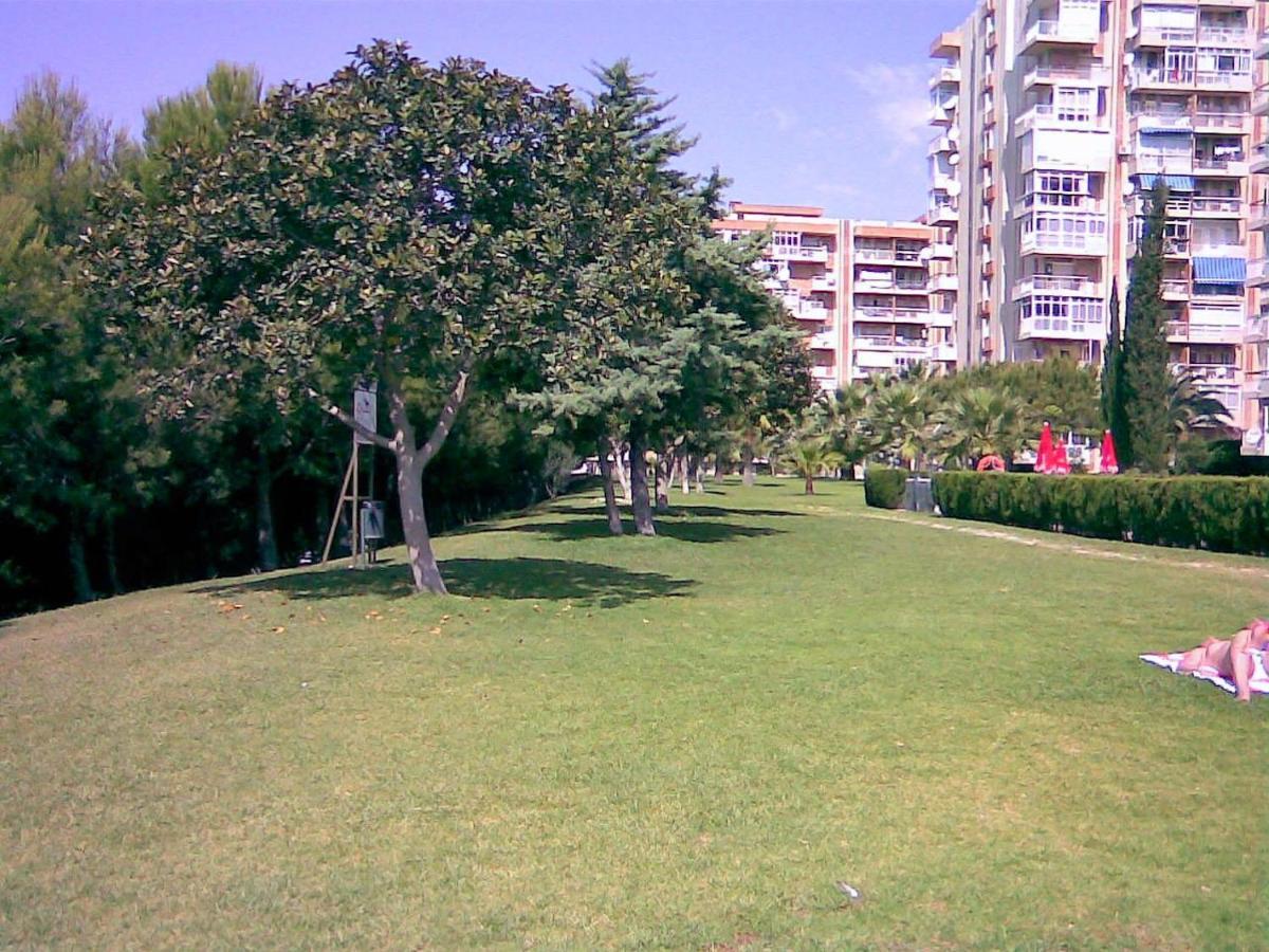 Sol Y Relax, Aguila Apartment เบนัลมาเดนา ภายนอก รูปภาพ